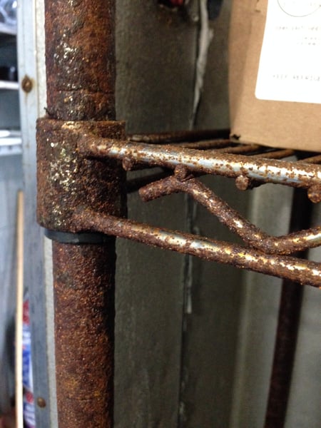 Wire shelving rusty.jpg